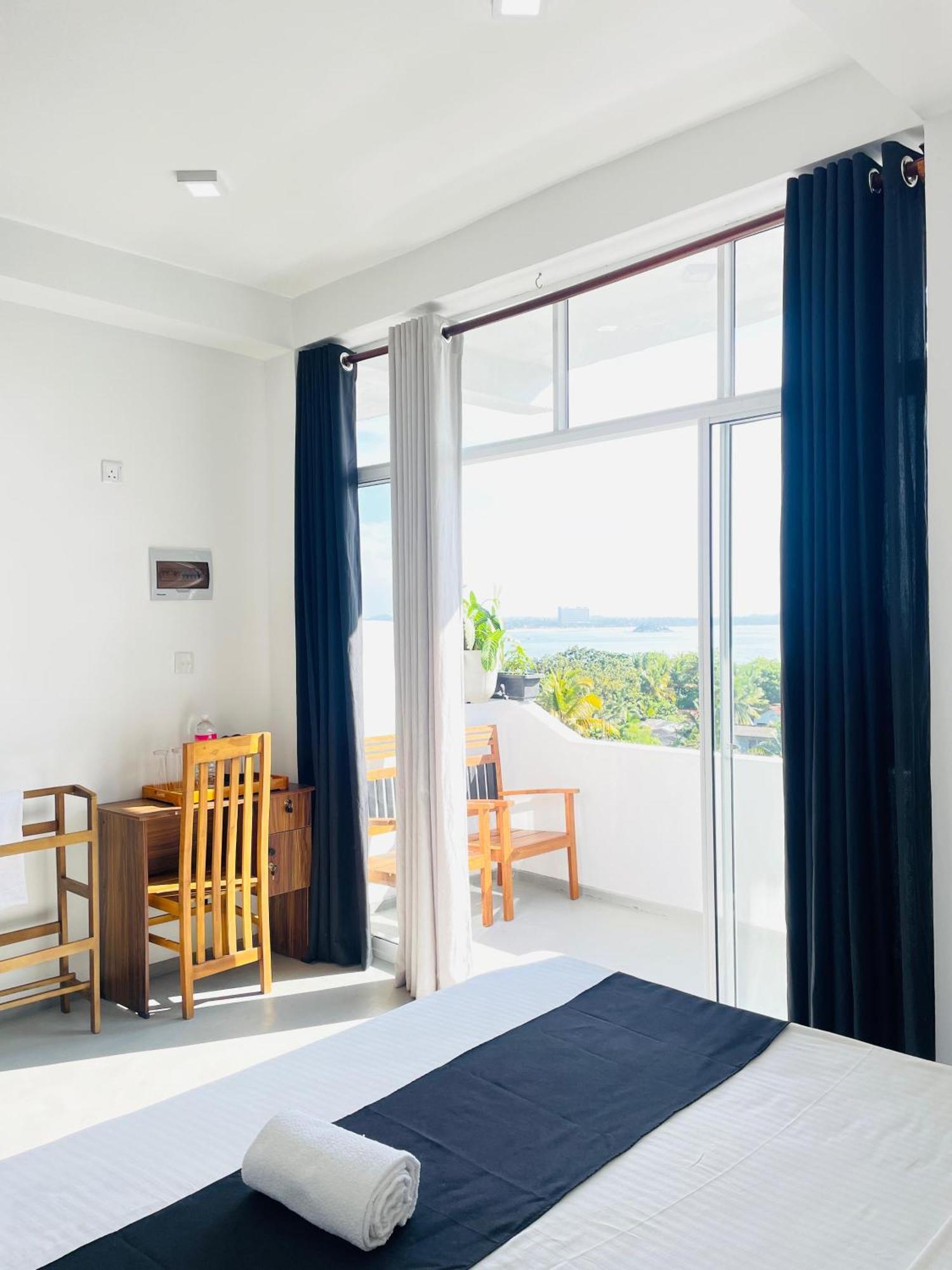 Regal Heights Hotel Weligama Eksteriør bilde