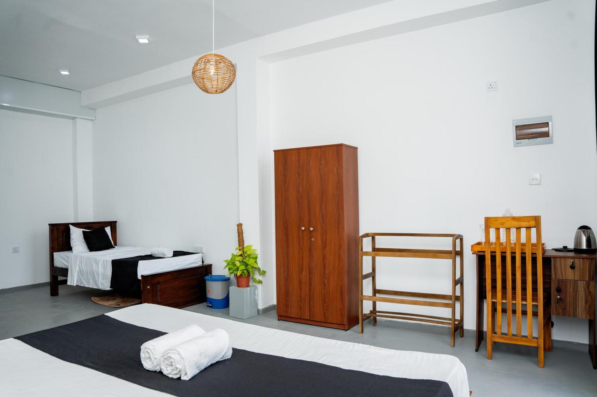 Regal Heights Hotel Weligama Eksteriør bilde