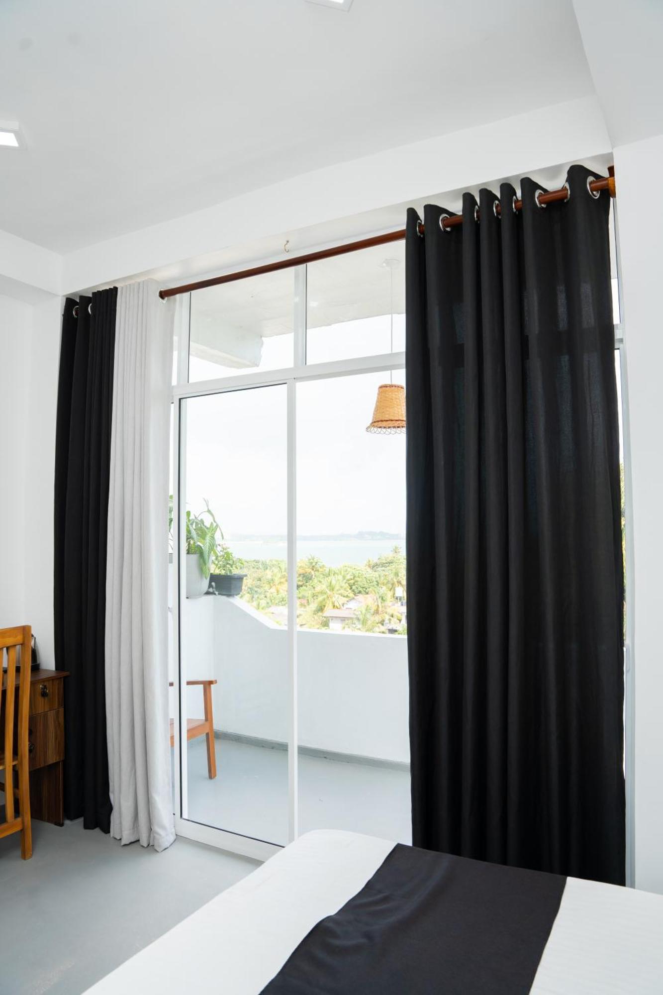 Regal Heights Hotel Weligama Eksteriør bilde