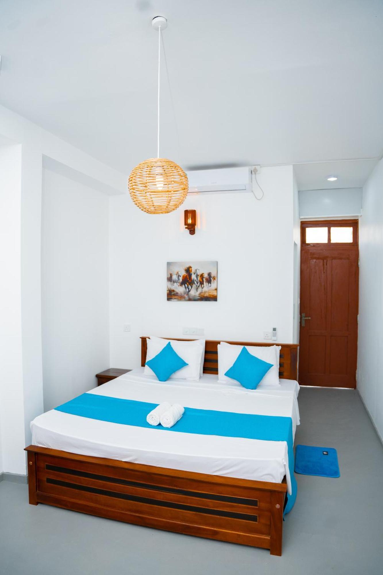 Regal Heights Hotel Weligama Eksteriør bilde